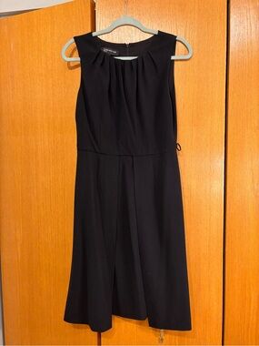 Jones New York Black Sleeveless A-Line Dress
